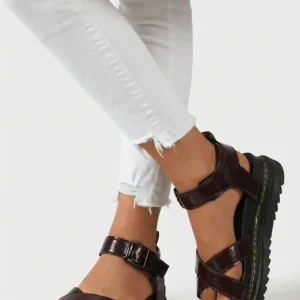 Sandales Femme à Semelle Épaisse avec Brides Croisées – Style Urbain