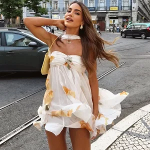 Nerissa™ – Mini Robe Croisée Dos Nu & Taille Irregular