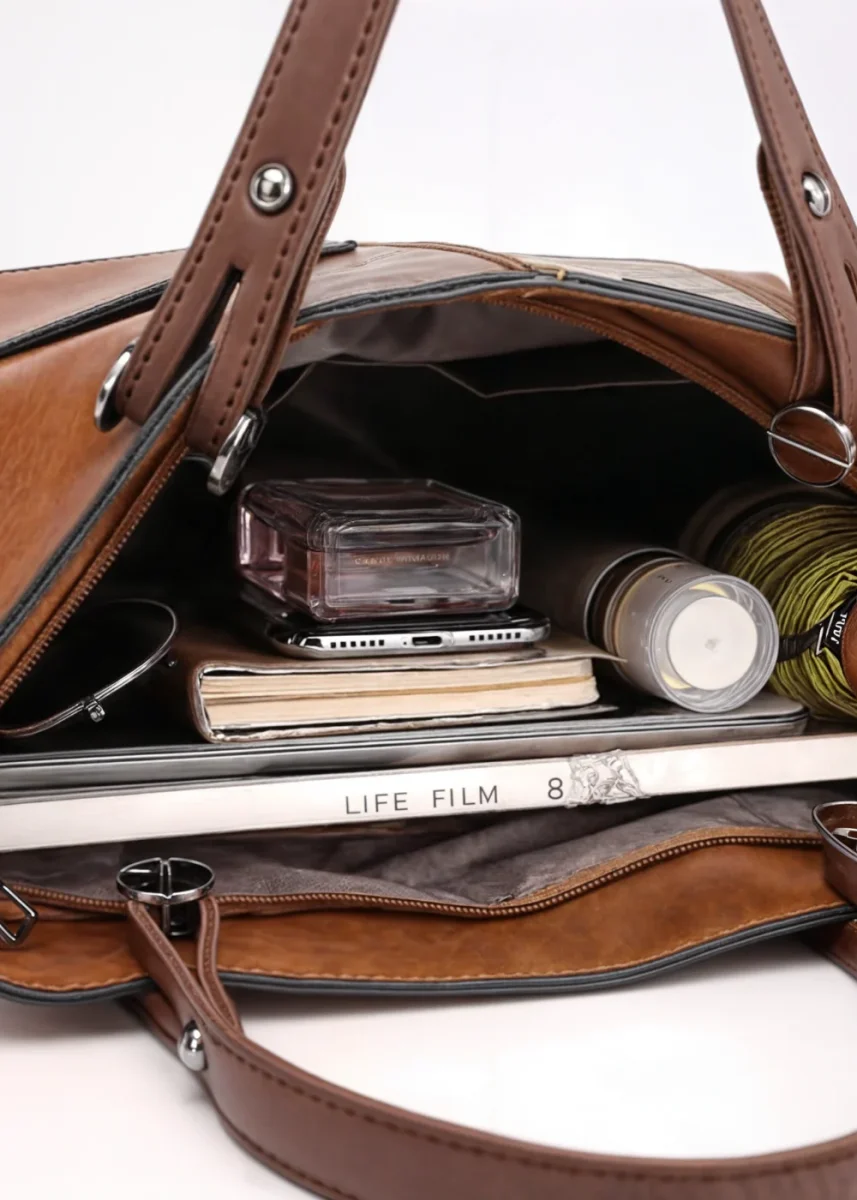 Alexa Signature™ – Élégance Vegan pour un Quotidien Organisé – Image 8