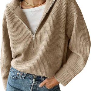 Pull en tricot côtelé avec col montant et fermeture à glissière