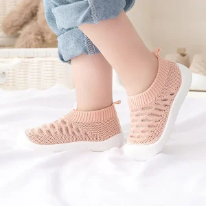 Chaussons Bébé Antidérapants en Tricot Rose Doux