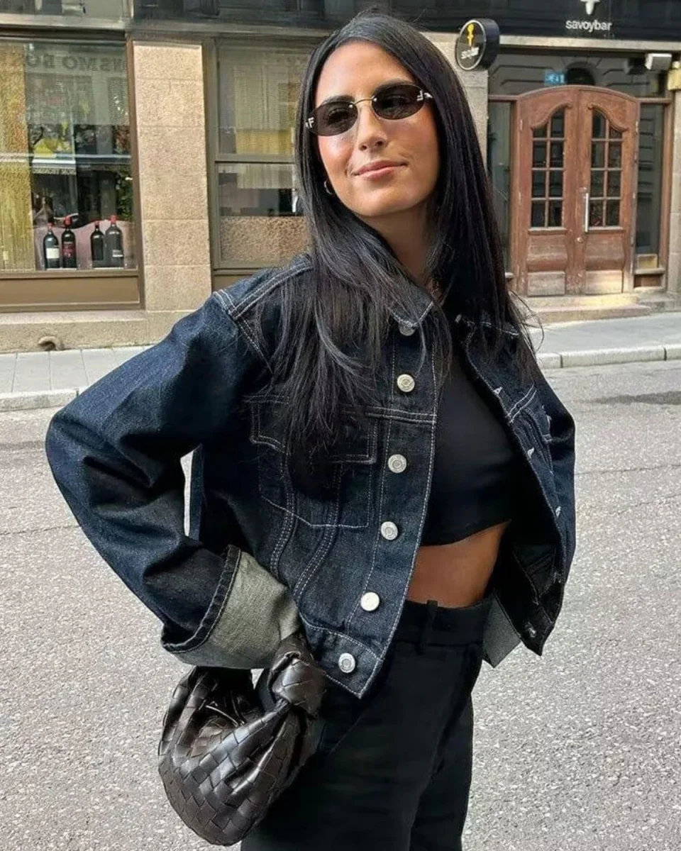 Ensemble deux pièces en denim avec veste en denim et pantalon long - Dames – Image 6