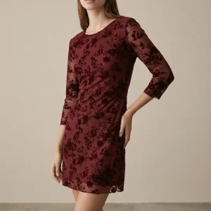 Robe courte dentelle chic manches 3/4 noir bordeaux maille stretch