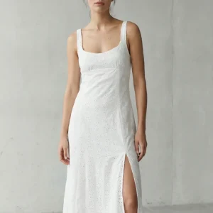 Robe longue broderie anglaise blanche