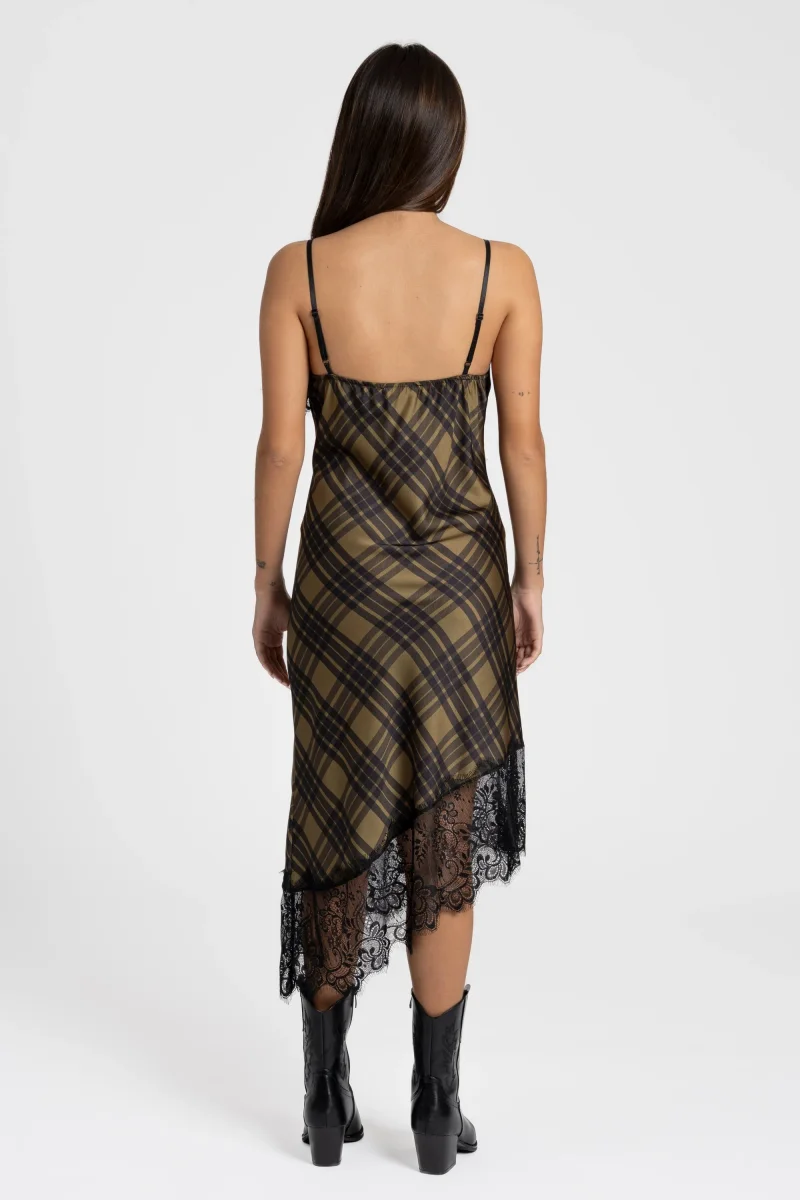 Robe satin asymétrique – Décolleté V – Dentelle raffinée – Image 5