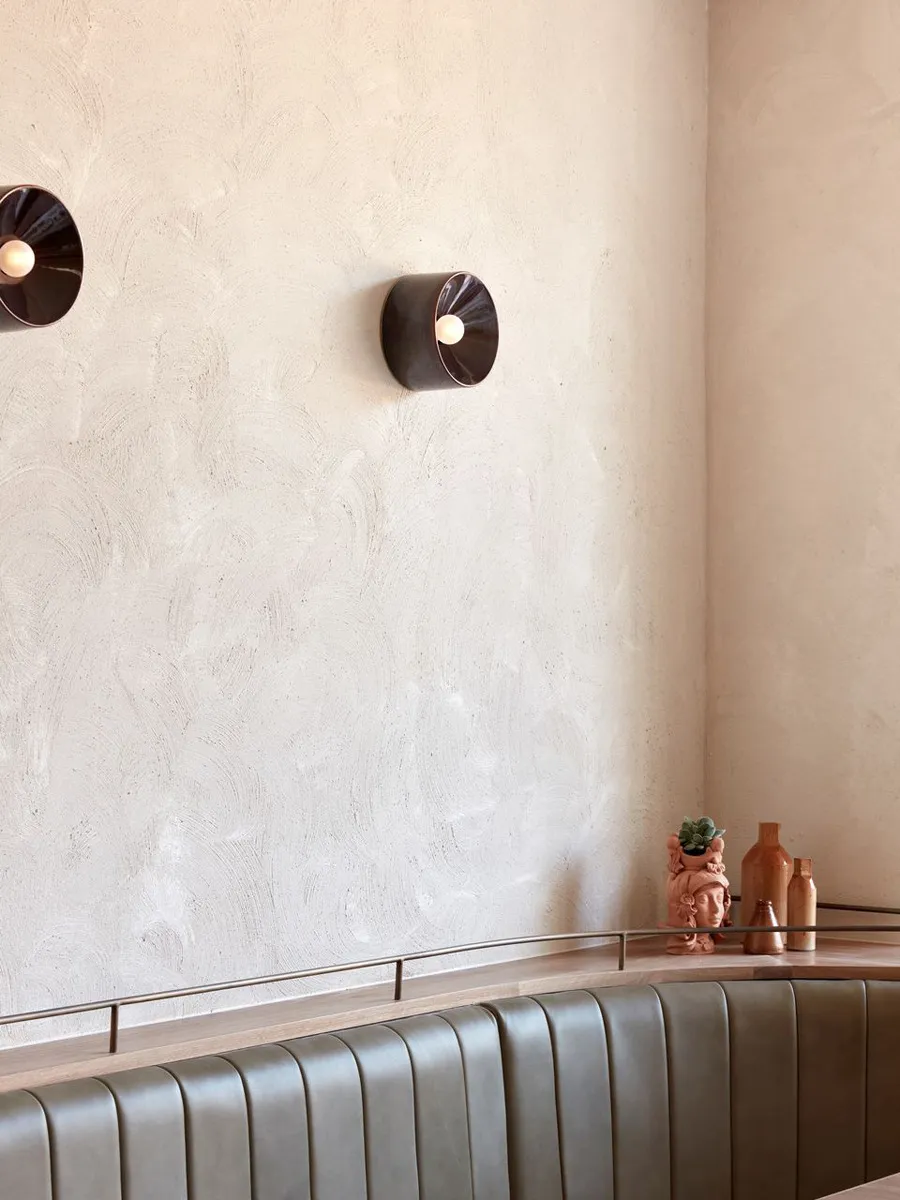 Applique murale moderne noire UrbanNoir – Luminaire mural élégant en métal – Image 6