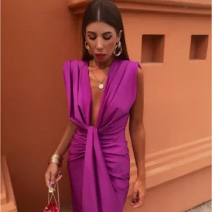 Crocetta | Robe Élégante Décolletée