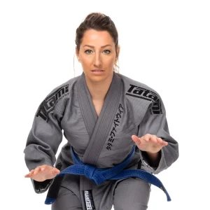 Kimono BJJ (Gi) Tatami Ladies Estilo Black Label- Negro en Gris