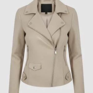 Veste femme style biker coupe ajustée avec fermeture zippée asymétrique et détails métalliques