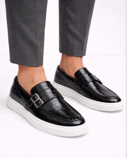 Mocassins femme style slip-on effet texturé avec double boucle décorative et semelle épaisse contrastée – Image 9