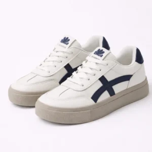 Baskets basses femme à lacets avec semelle épaisse et empiècements latéraux contrastants