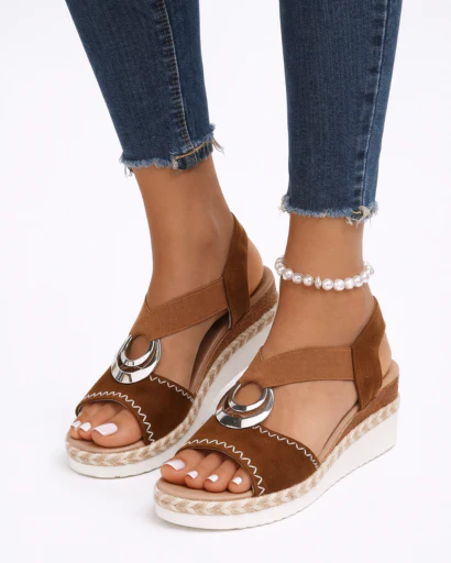 Sandales Compensées Femme à Bride Élastique avec Ornement Métallique – Image 6