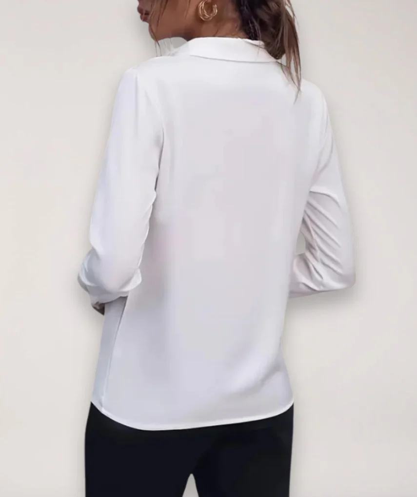 Chemisier tailleur pour femme avec patte de boutonnage, idéal pour les tenues de bureau. – Image 3