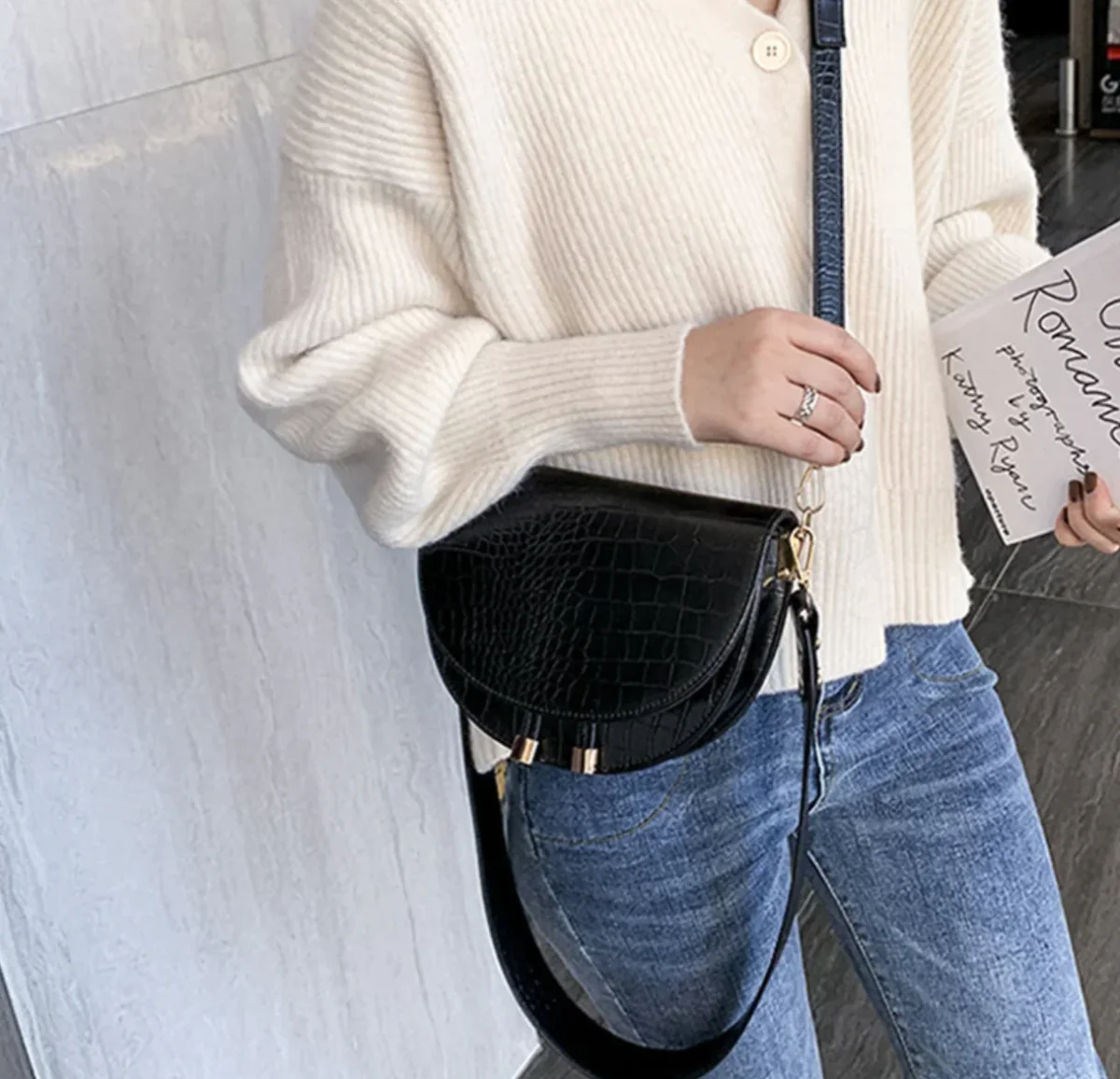 Chelsey Sac à bandoulière | Un sac cool avec un imprimé crocodile – Image 3