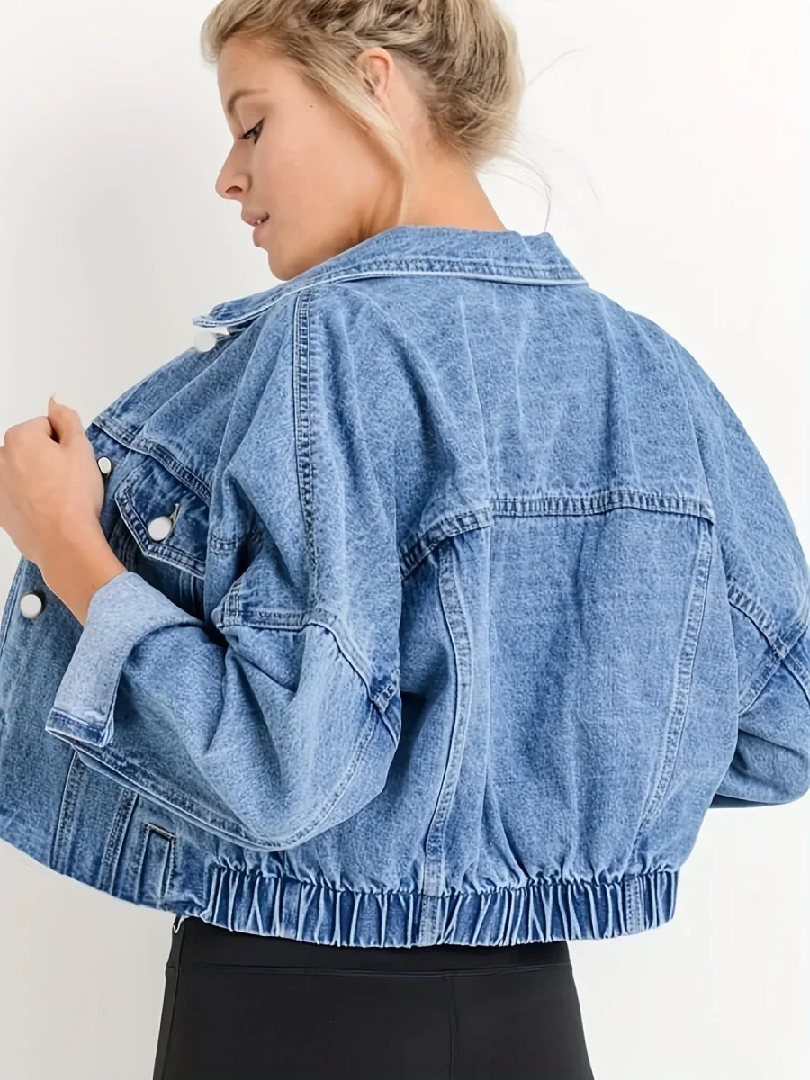 Veste en denim bleu avec col à revers pour l'automne – Image 3