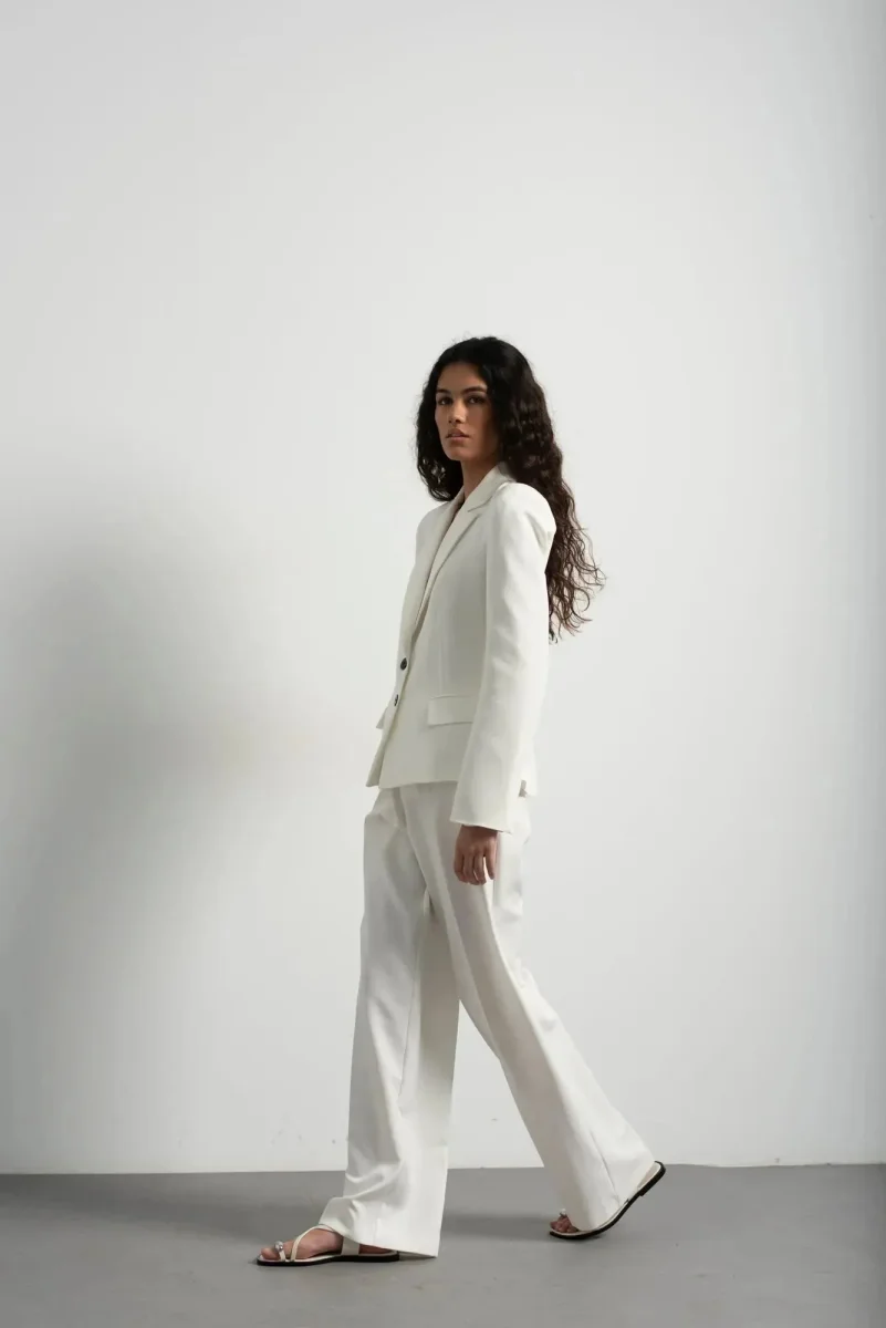 Blazer Blanc Élégant – Image 3