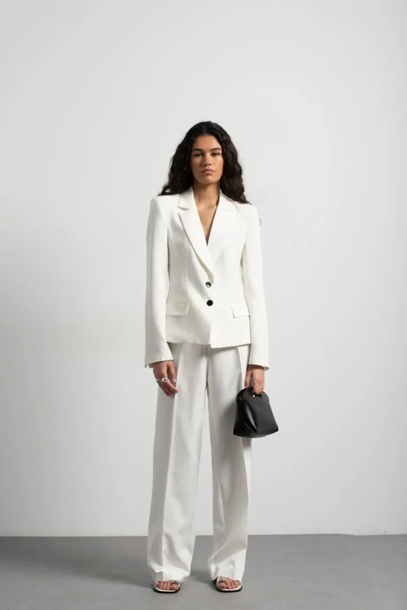 Blazer Blanc Élégant – Image 4