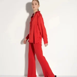 Pantalon satin rouge noir ourlets fendus