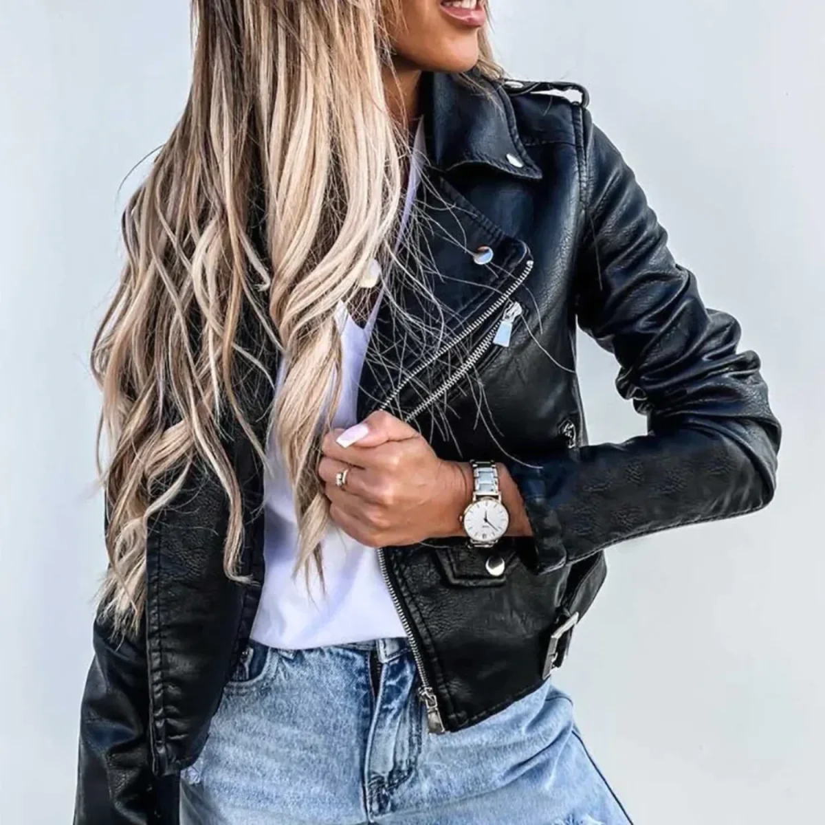 Veste en cuir élégante pour femme, doublée et zippée | Veste de motard luxueuse en noir ou rouge – Image 6