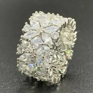 Bague en Argent avec Fleurs Éclatantes