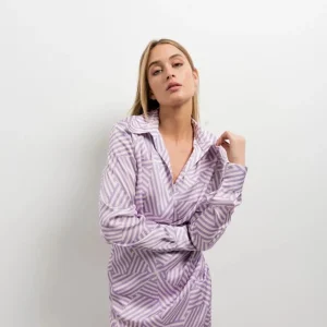 Robe Chemise Femme Courte Imprimée Violet à Rayures Graphiques, Chic et Tendance