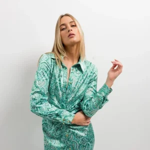 Robe Chemise Verte Midi Satinée Avec Détails Dorés