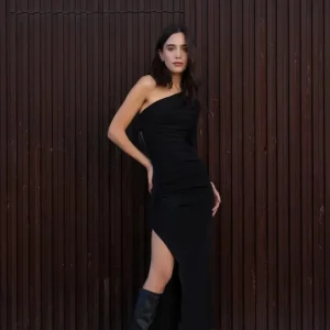 Robe Asymétrique Une Manche Noir Chic