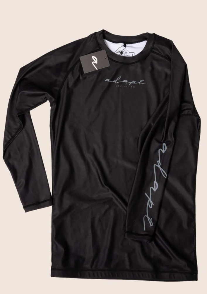 Men’s Long-Sleeved Classic Rashguard - Black – Image 5